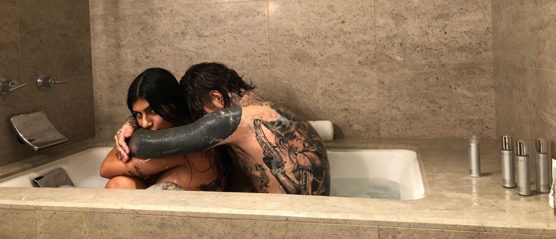 mia khalifa satanic bath tub