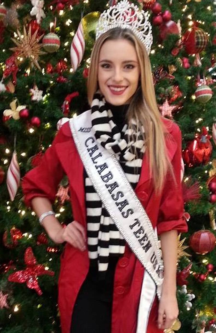 mckenzie seagren (mcintaggarts daughter) zebra crown